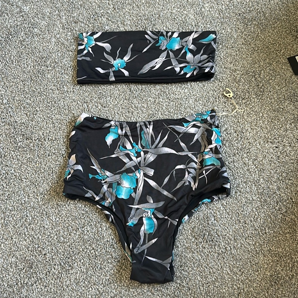 NWT Swim Like a Mermaid bikini